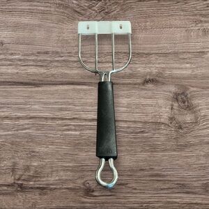 Pampered Chef Meat Lifter Fork